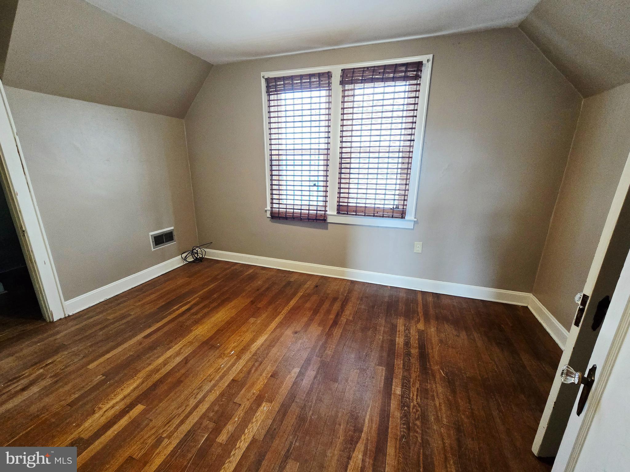 NORTH END - Residential