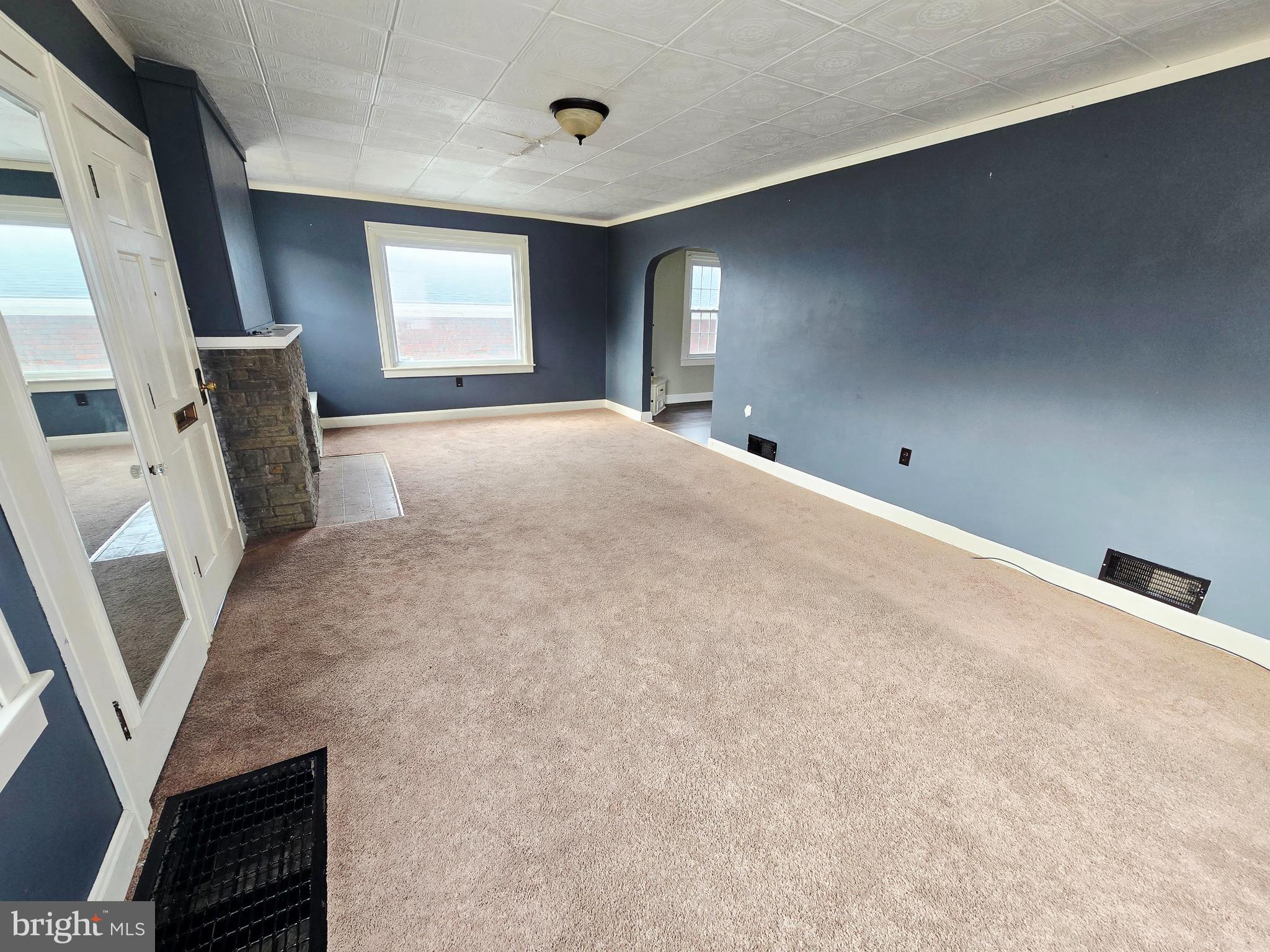 NORTH END - Residential