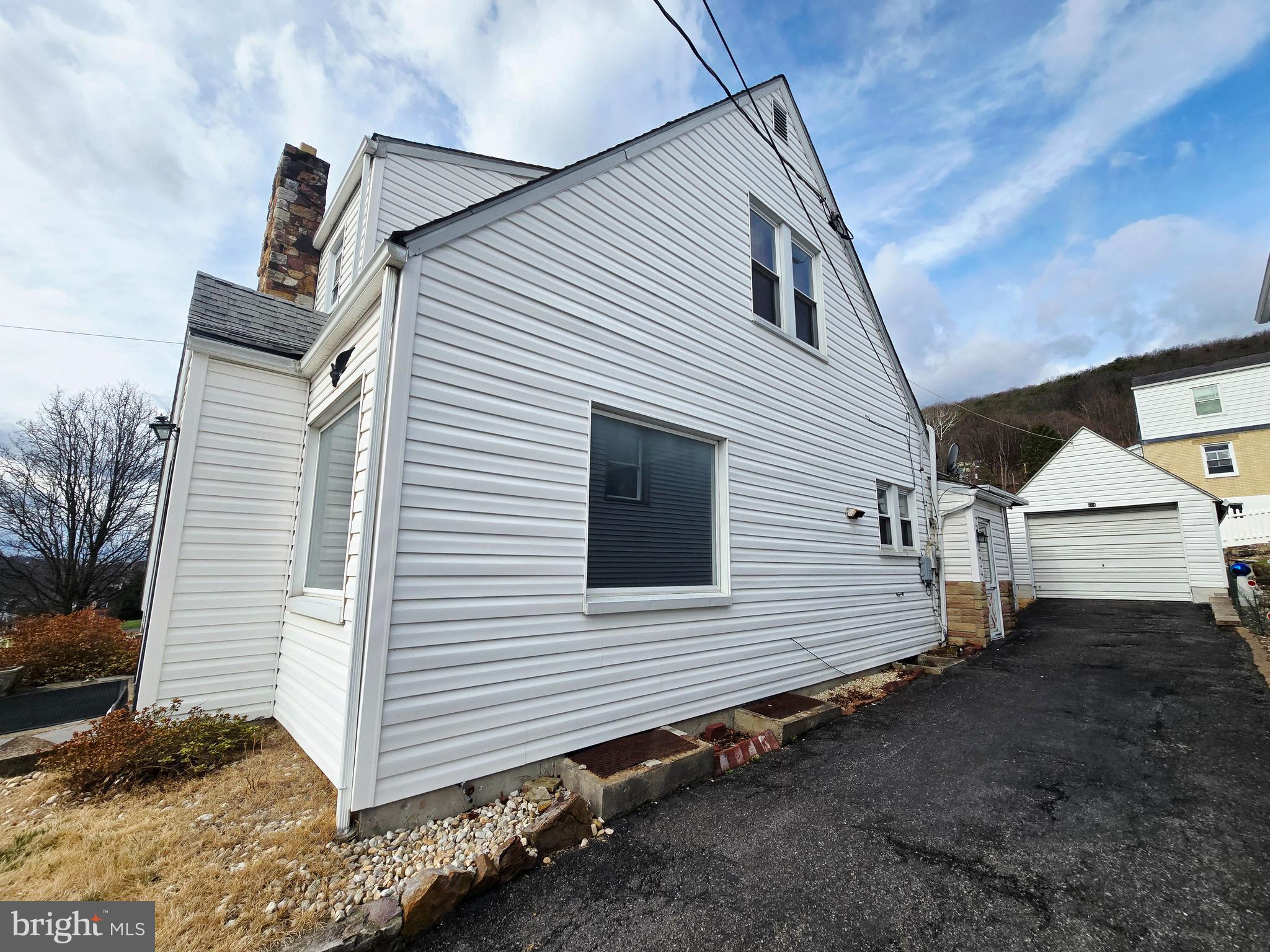 NORTH END - Residential