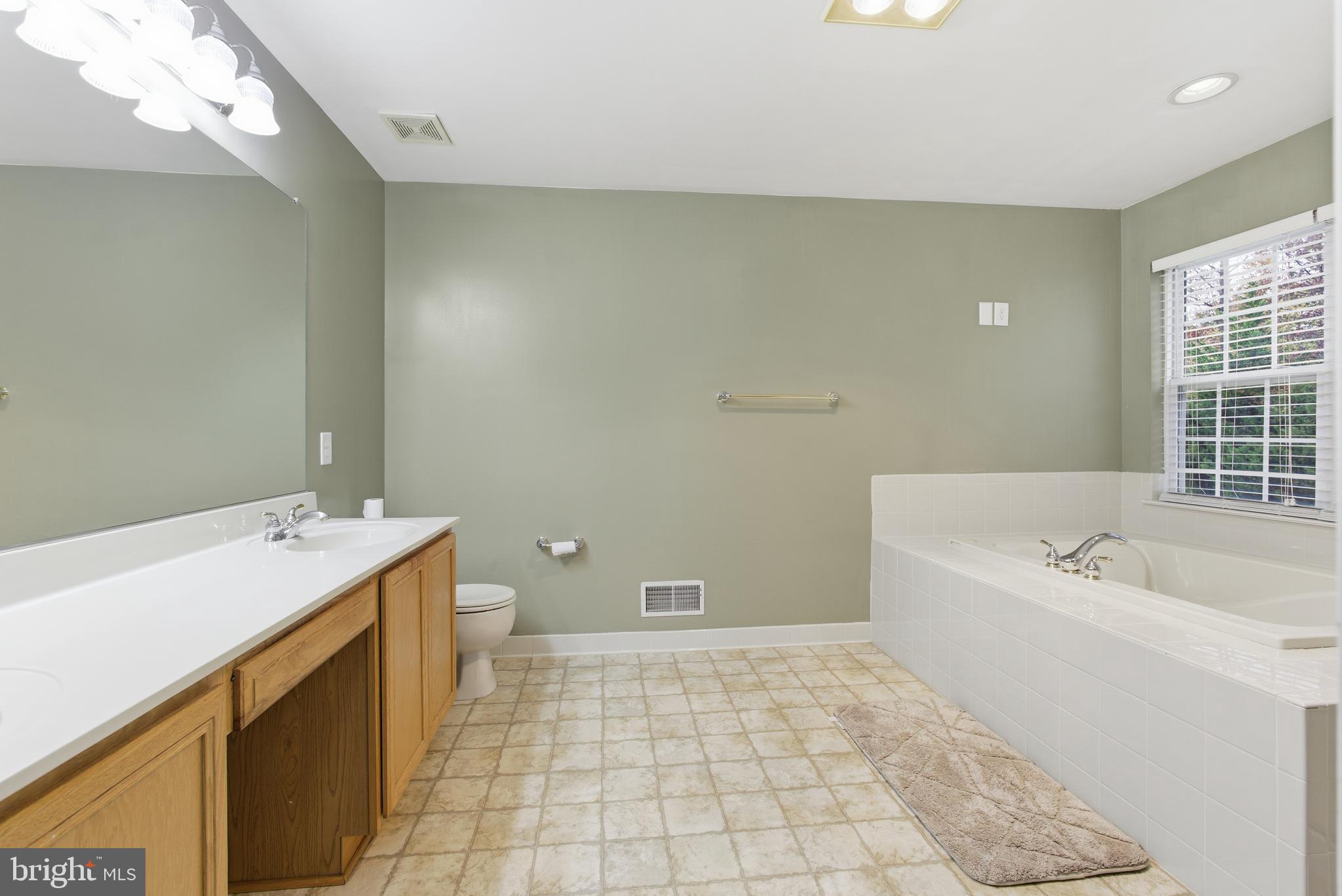 SEVERN - Residential Lease