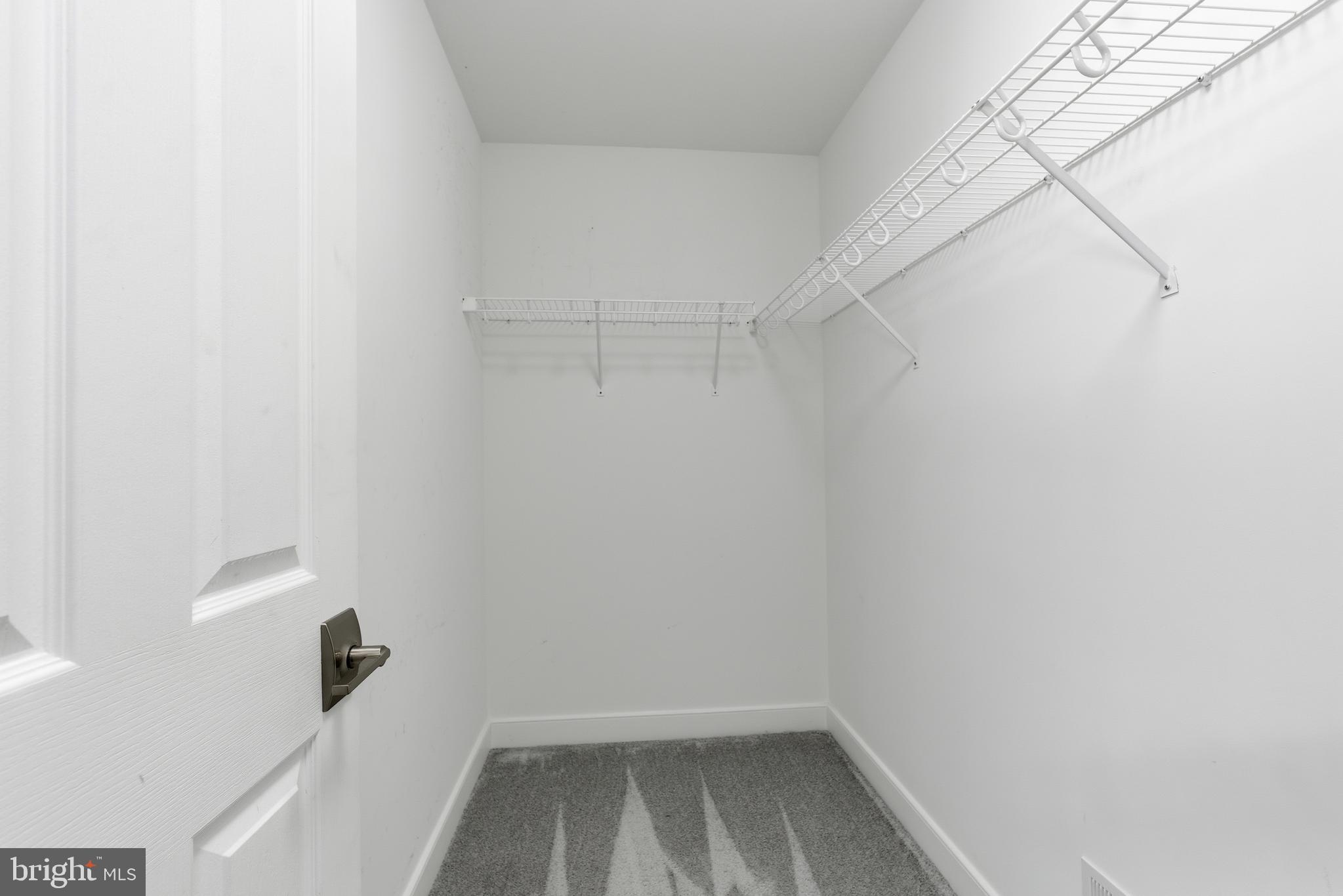 SEVERN - Residential Lease