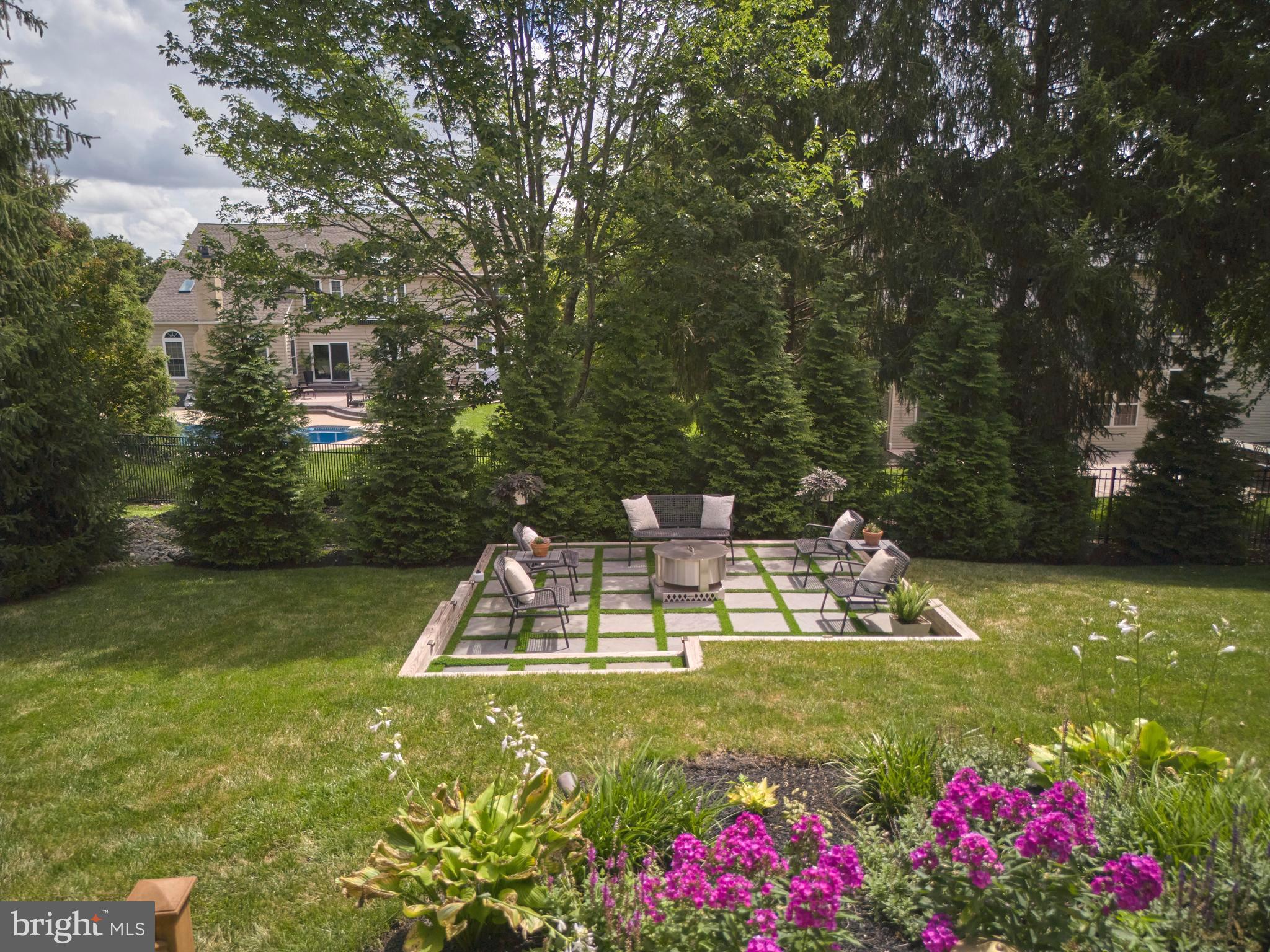 CLEARVIEW ESTS - Residential