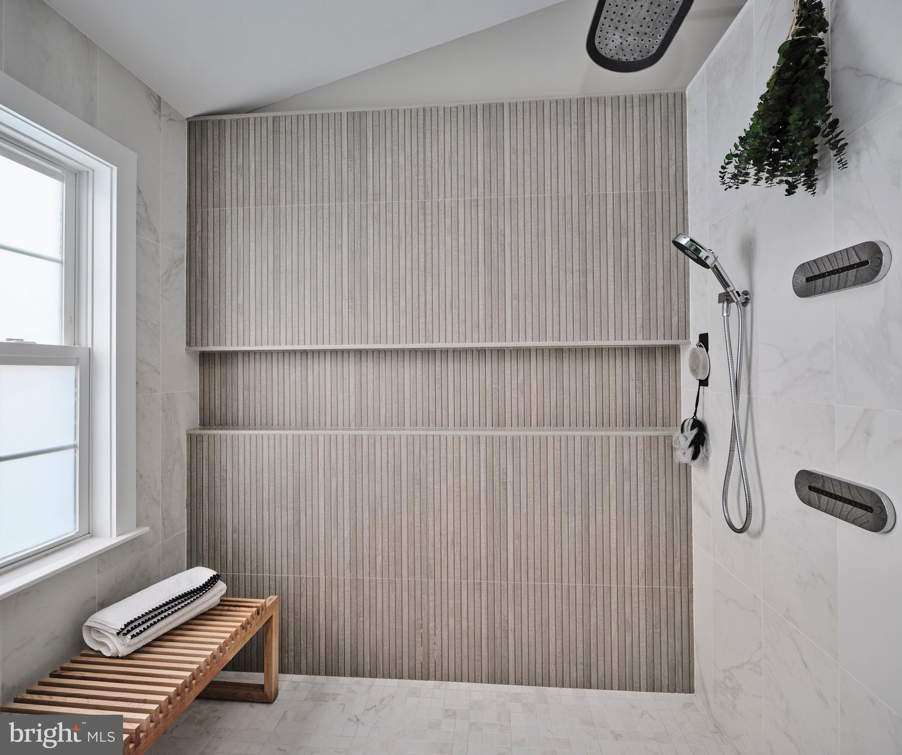 CLEARVIEW ESTS - Residential