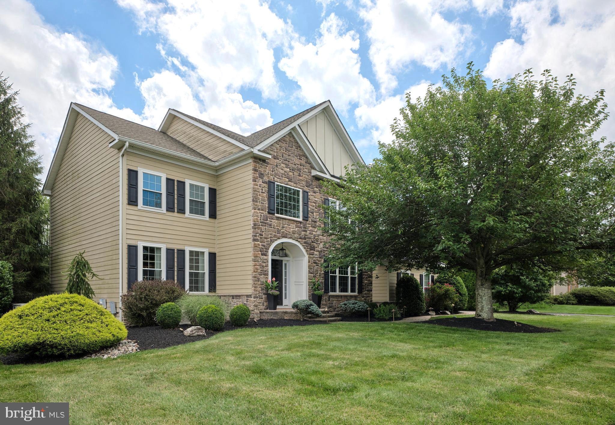 1504 HAYFIELD DRIVE