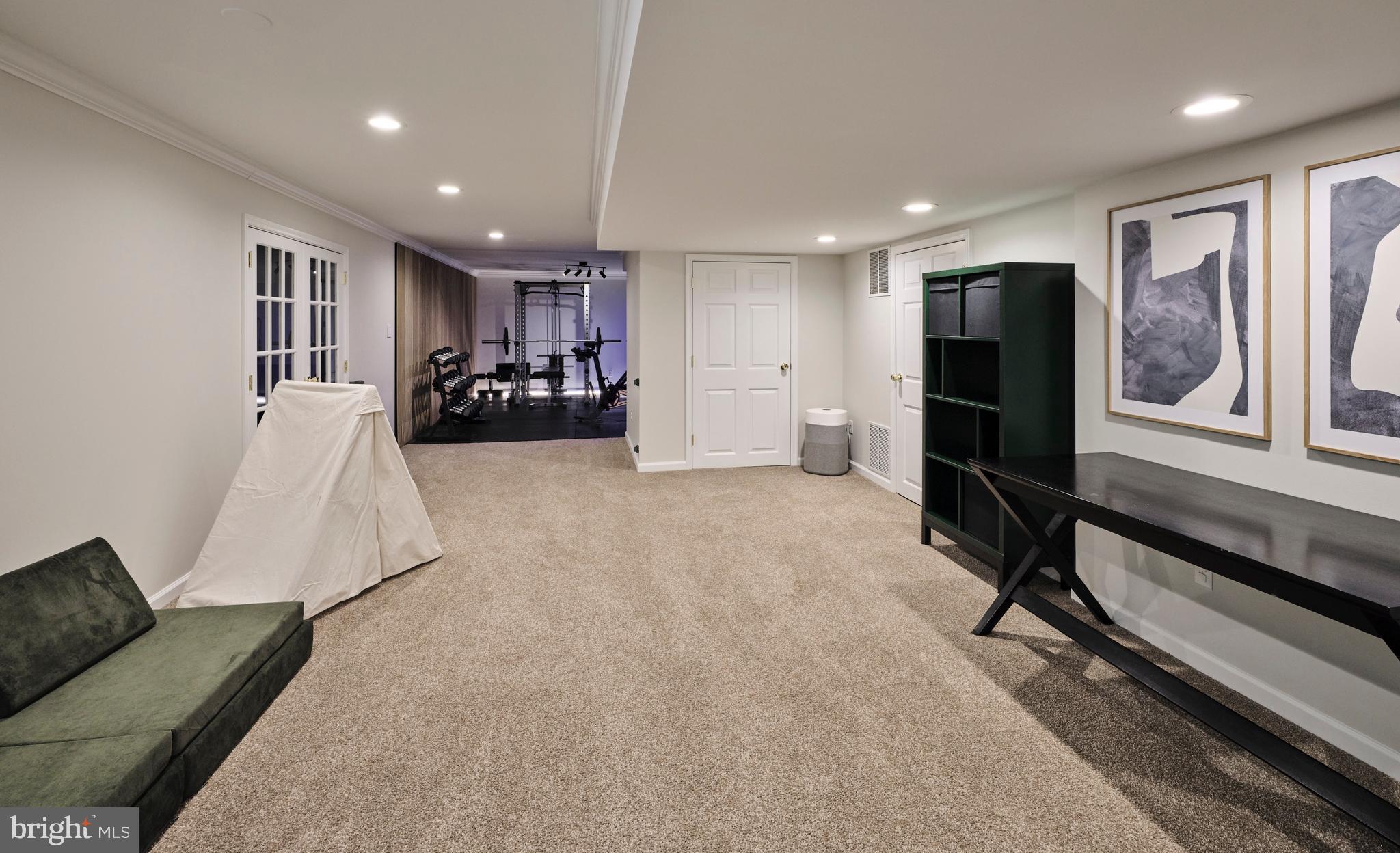 CLEARVIEW ESTS - Residential