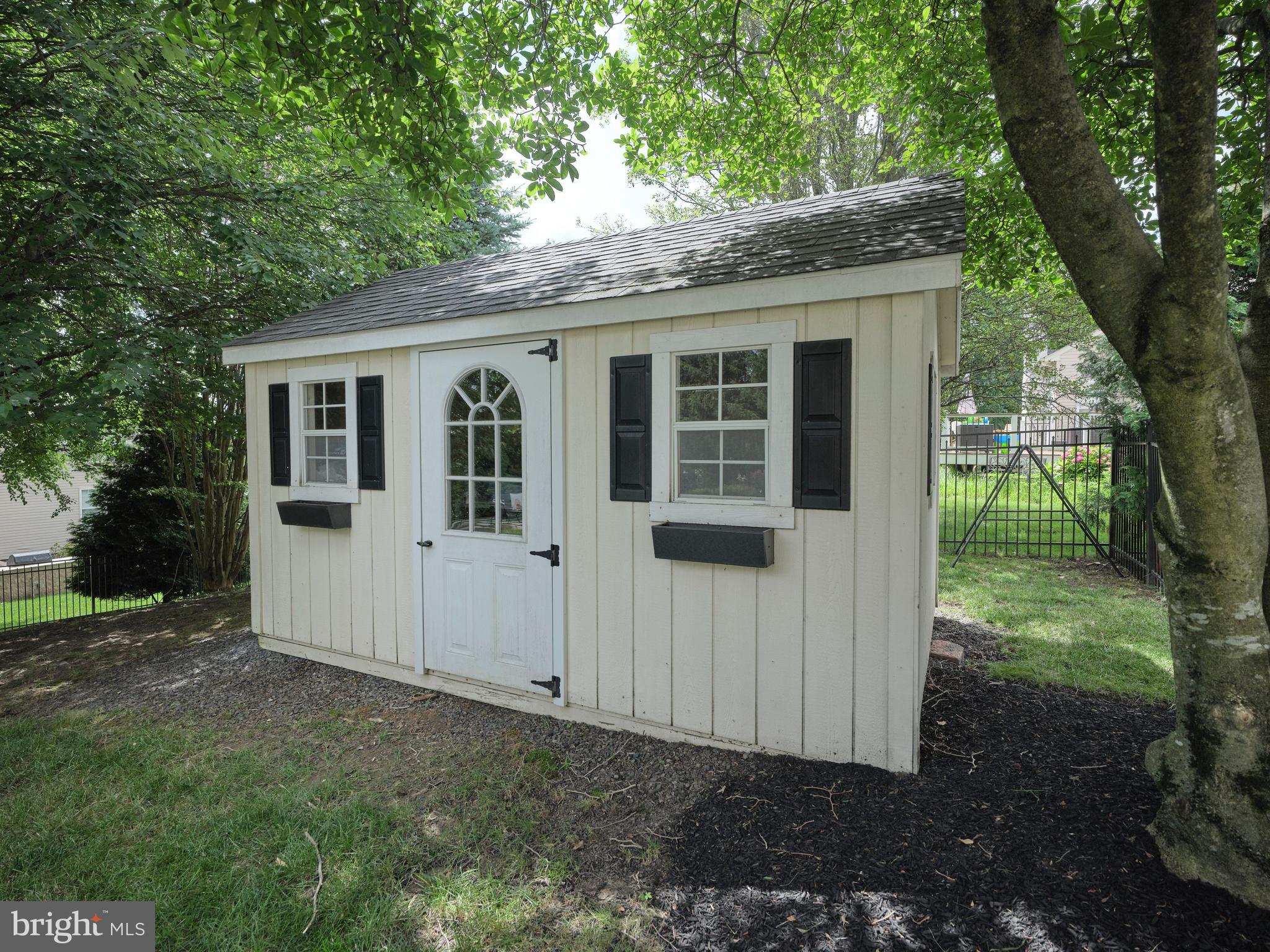 CLEARVIEW ESTS - Residential