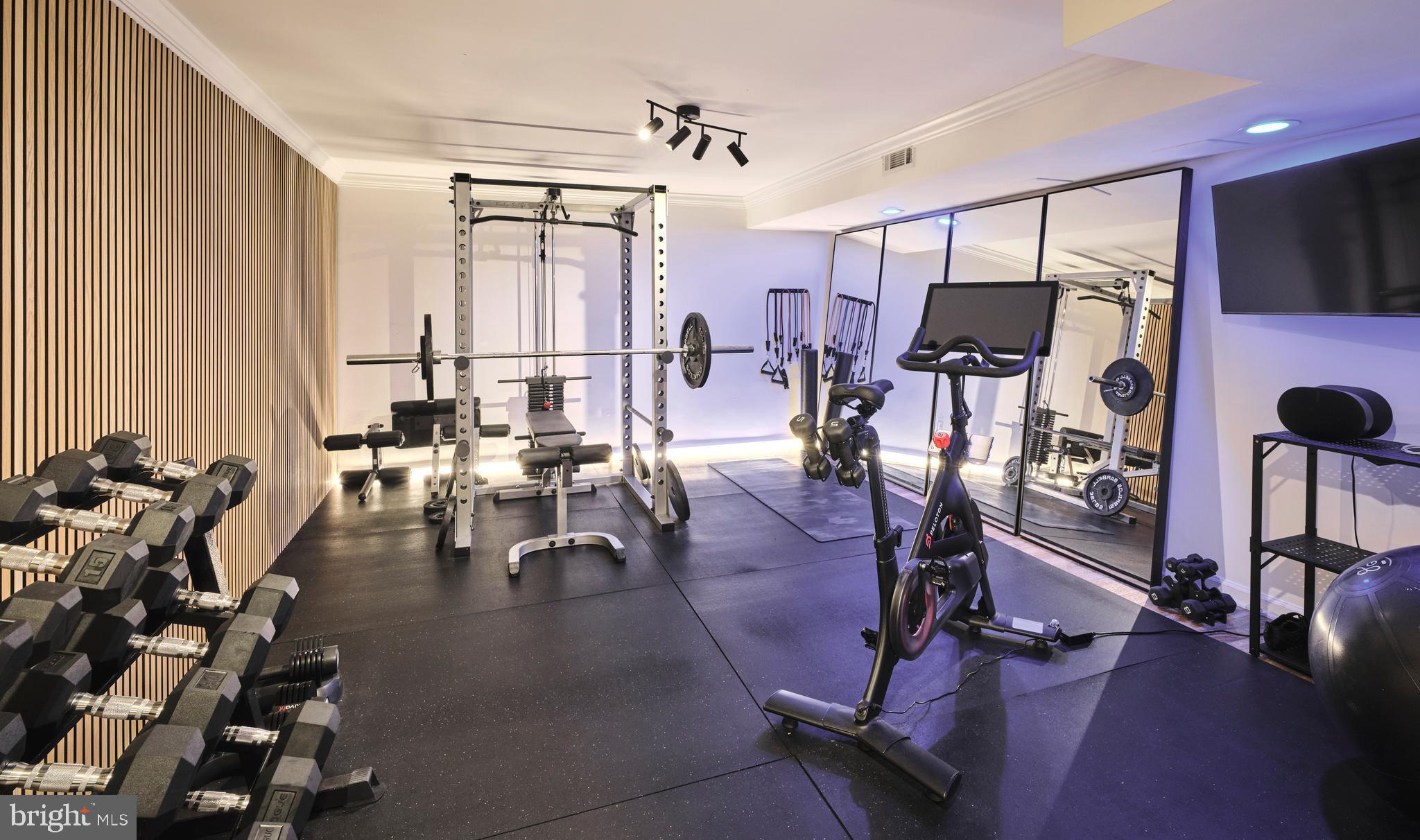 CLEARVIEW ESTS - Residential