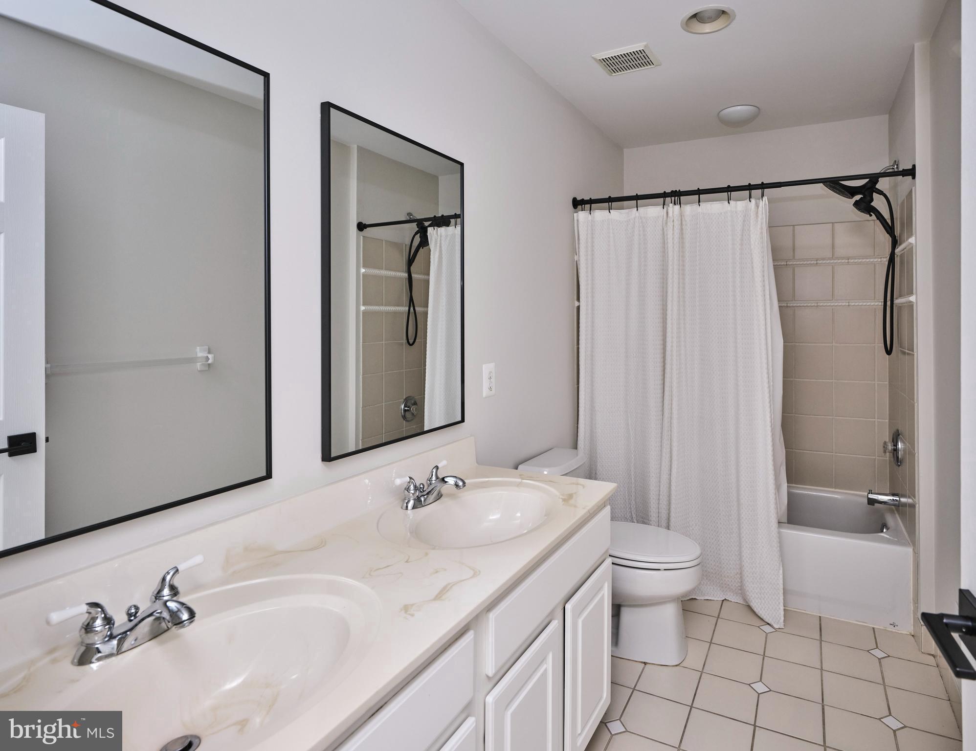 CLEARVIEW ESTS - Residential