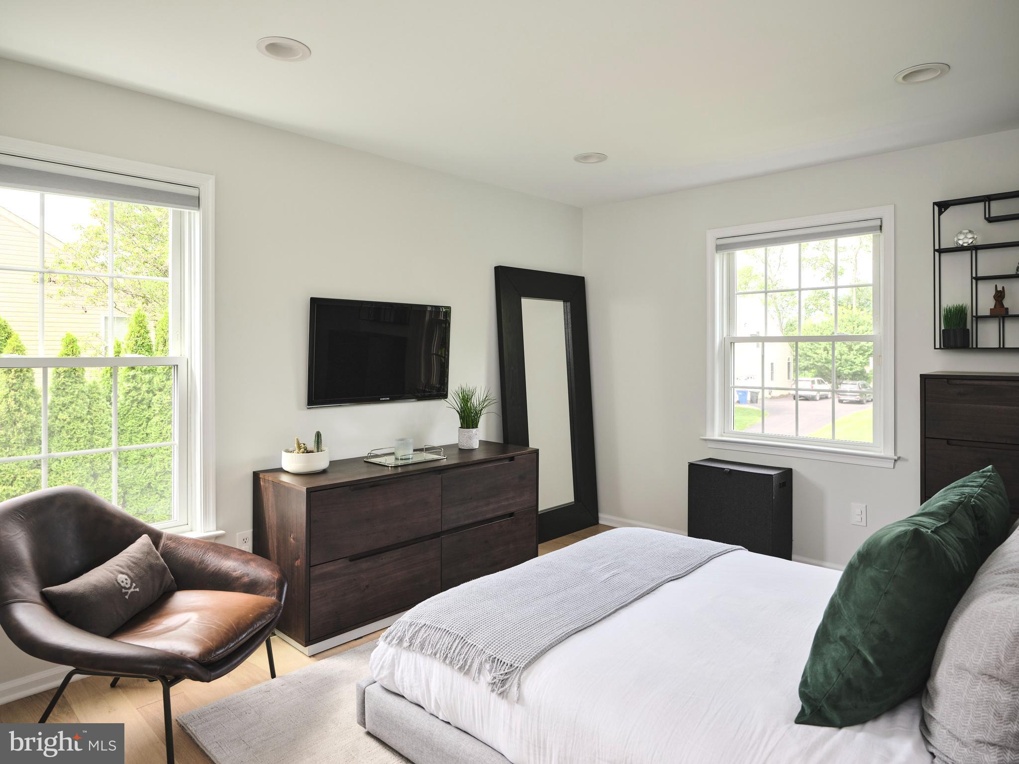 CLEARVIEW ESTS - Residential