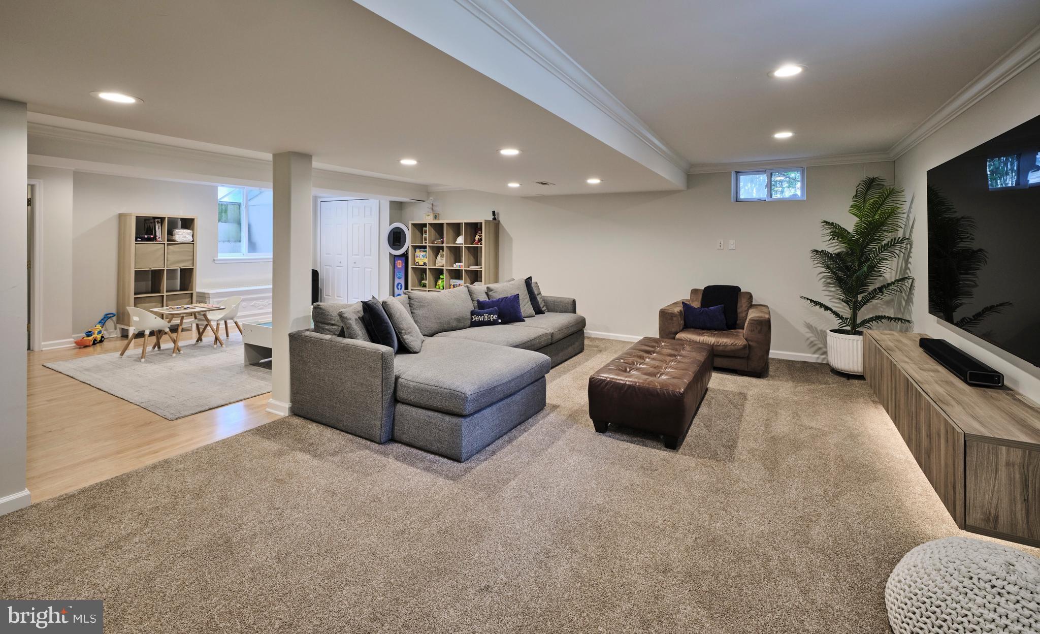 CLEARVIEW ESTS - Residential