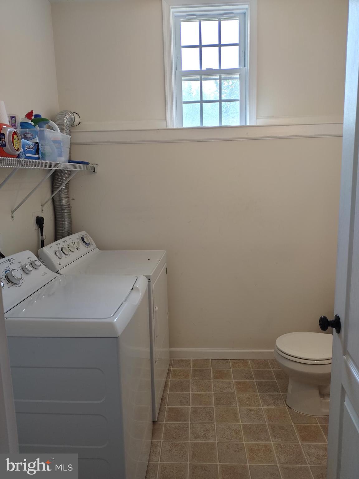 MEADOWVIEW MANOR - Residential