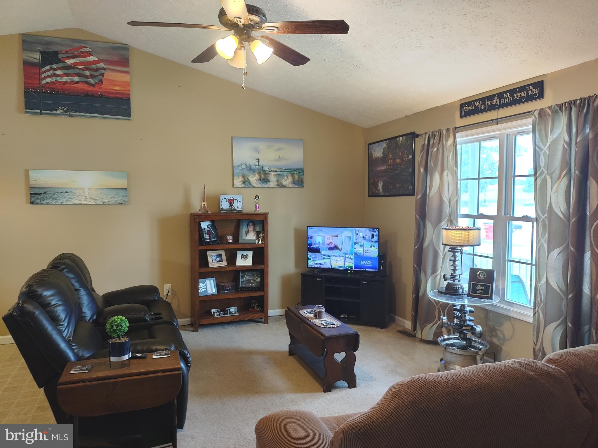 MEADOWVIEW MANOR - Residential