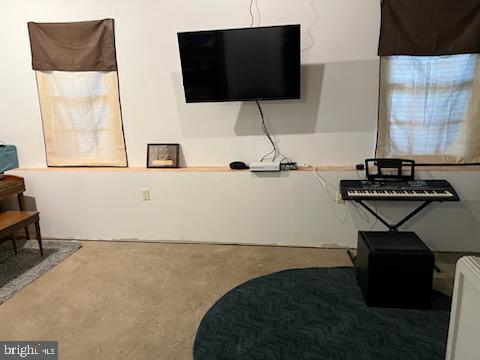 MEADOWVIEW MANOR - Residential