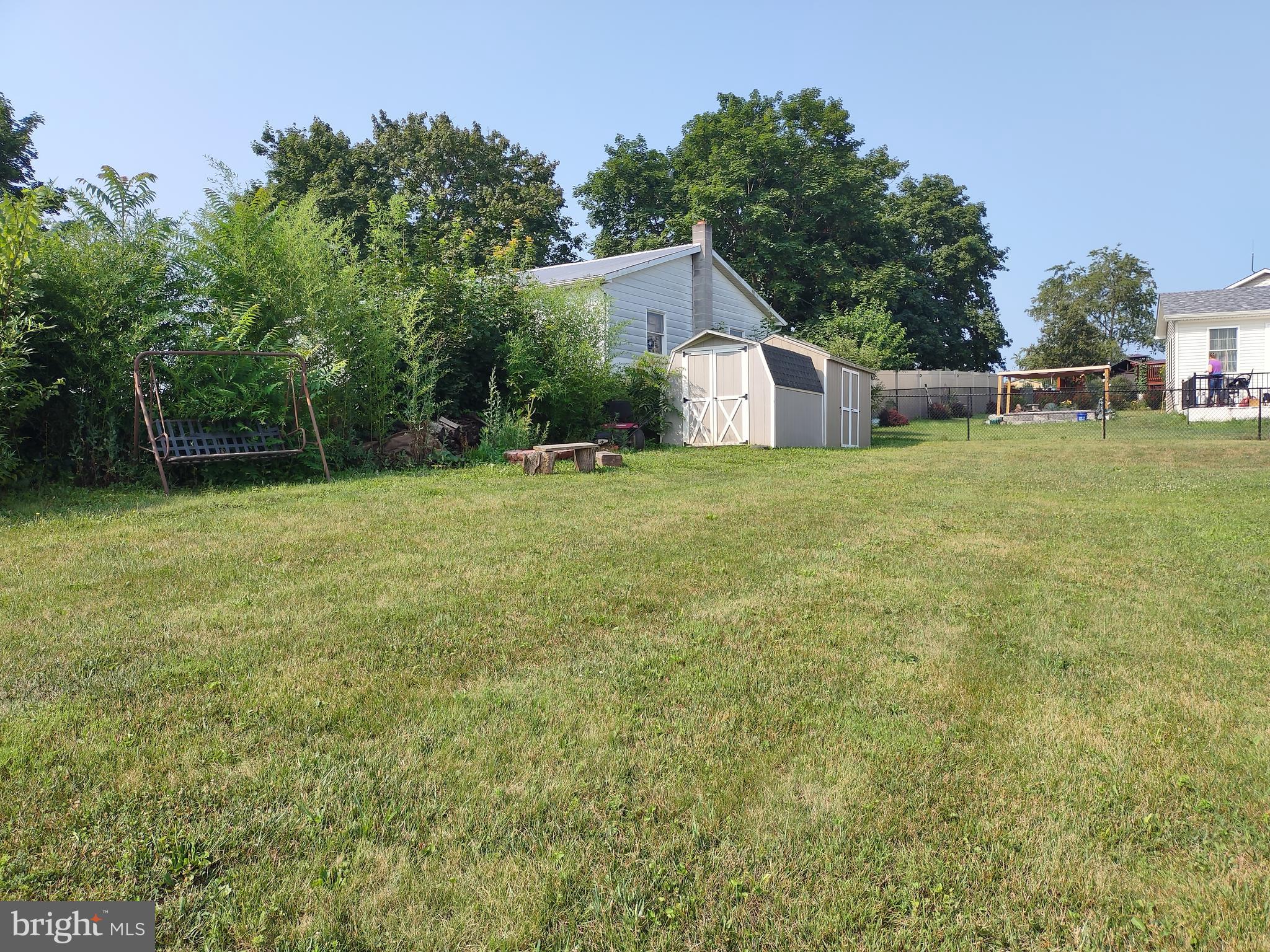 MEADOWVIEW MANOR - Residential