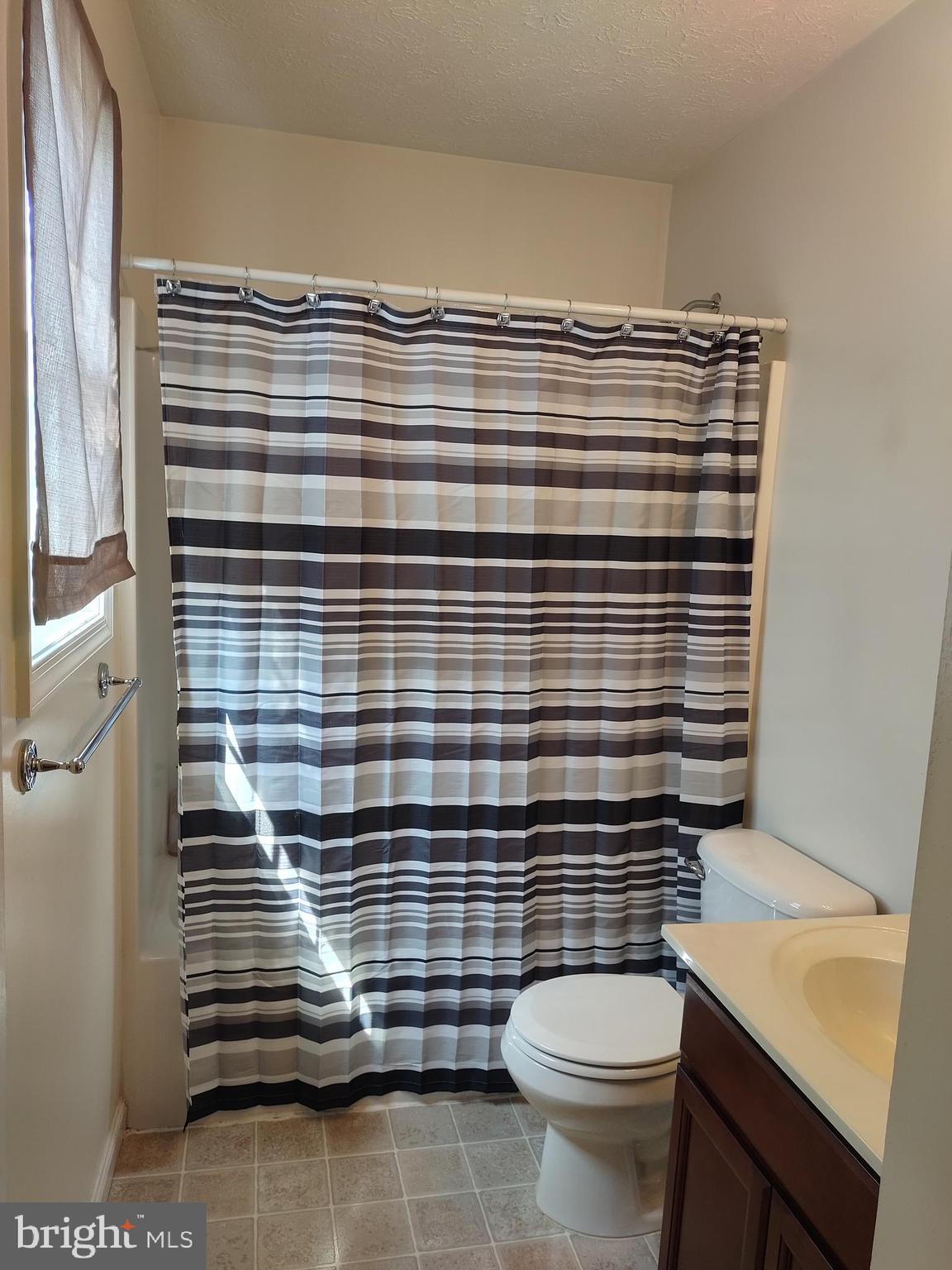 MEADOWVIEW MANOR - Residential