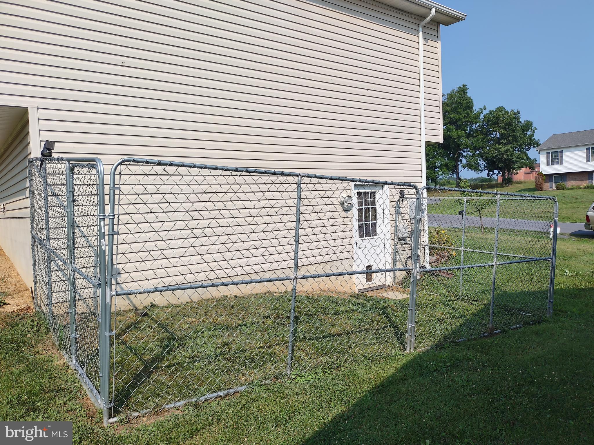 MEADOWVIEW MANOR - Residential