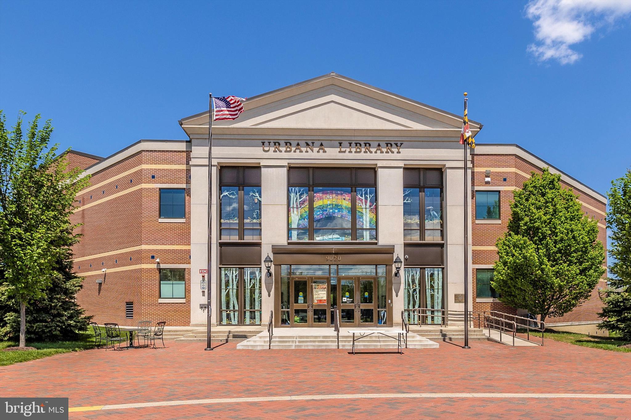 VILLAGES OF URBANA - Residential Lease