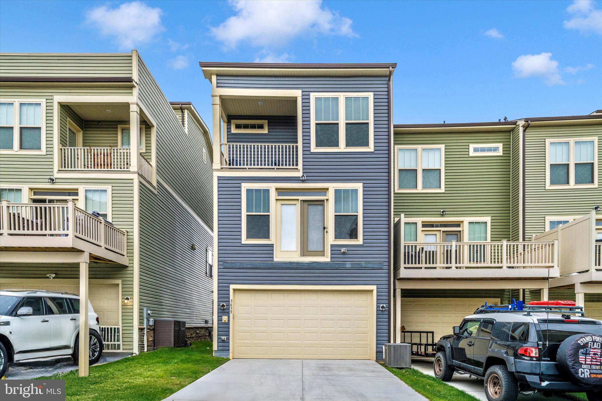 VILLAGES OF URBANA - Residential Lease