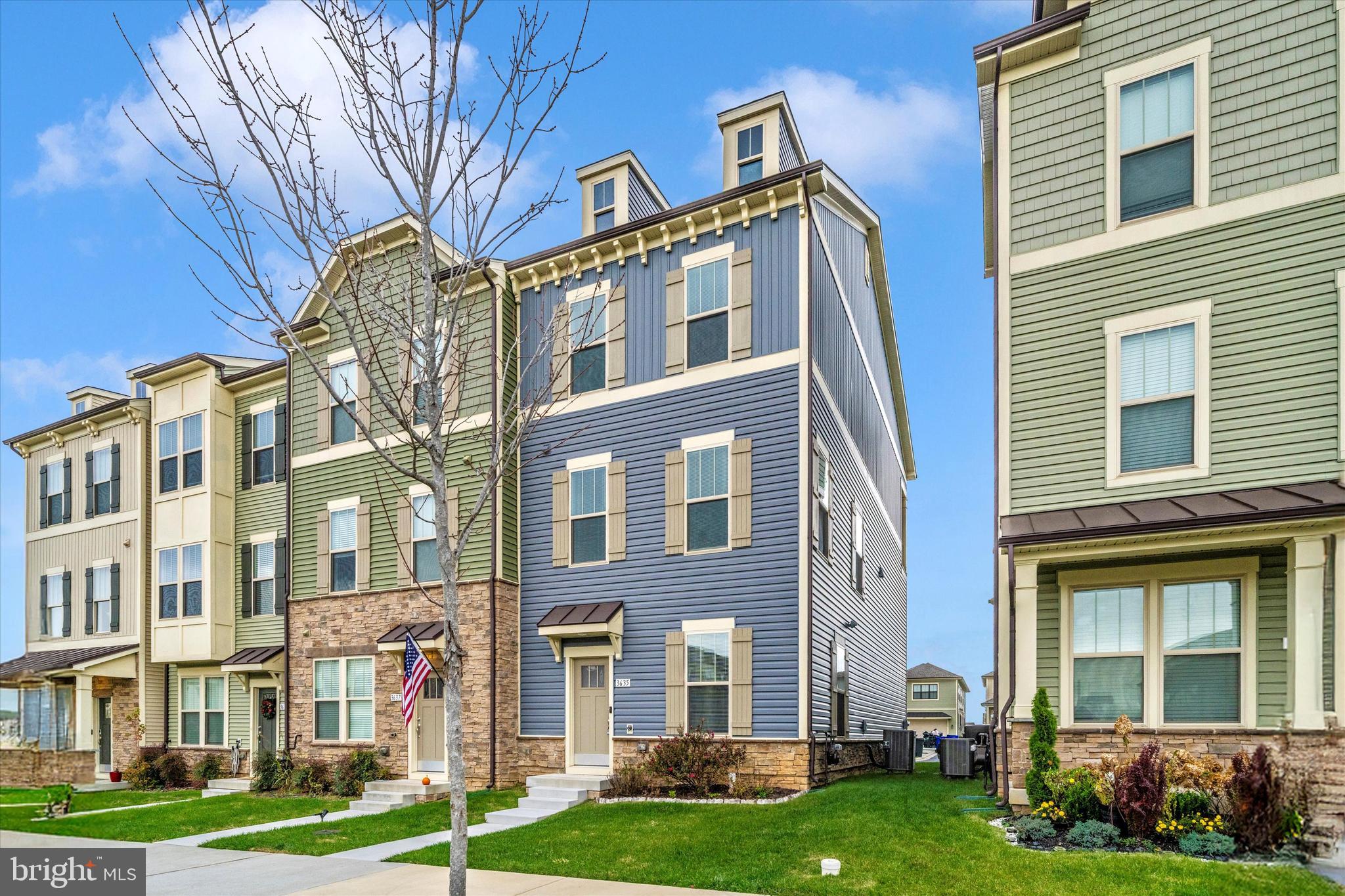 VILLAGES OF URBANA - Residential Lease