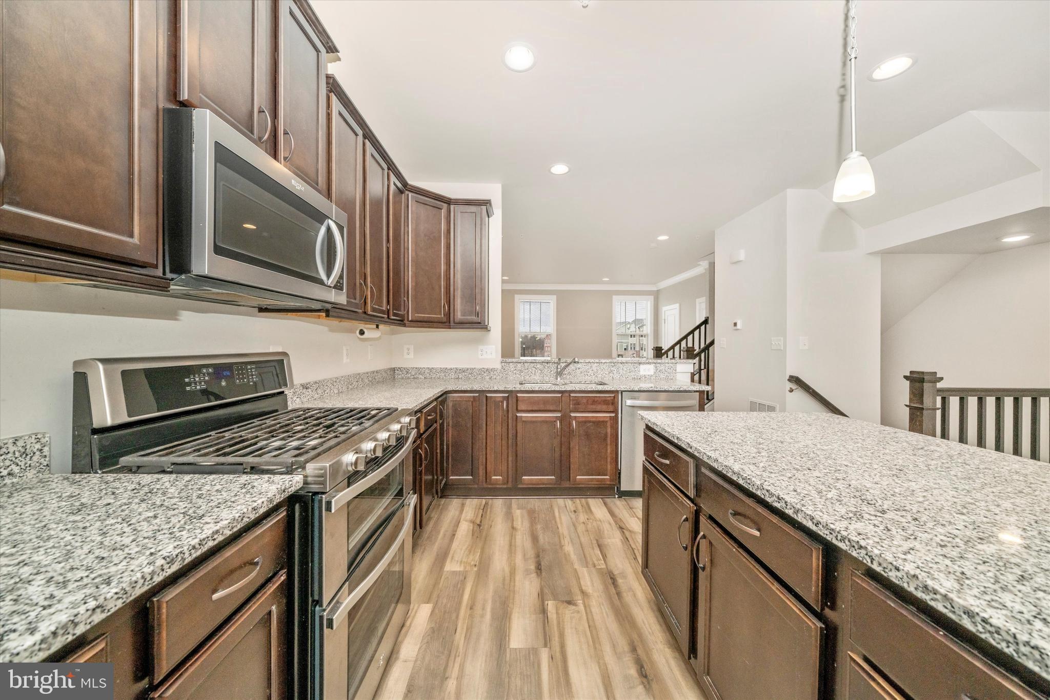 VILLAGES OF URBANA - Residential Lease