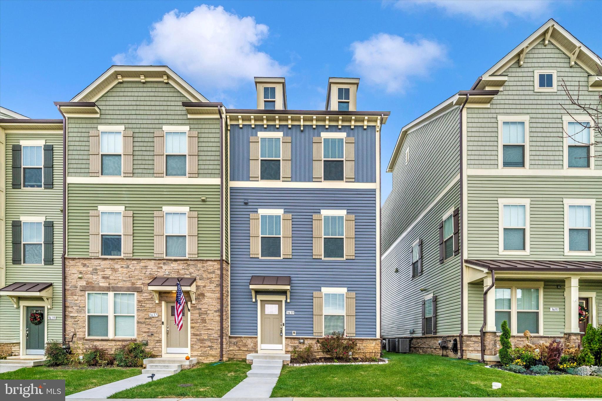 VILLAGES OF URBANA - Residential Lease