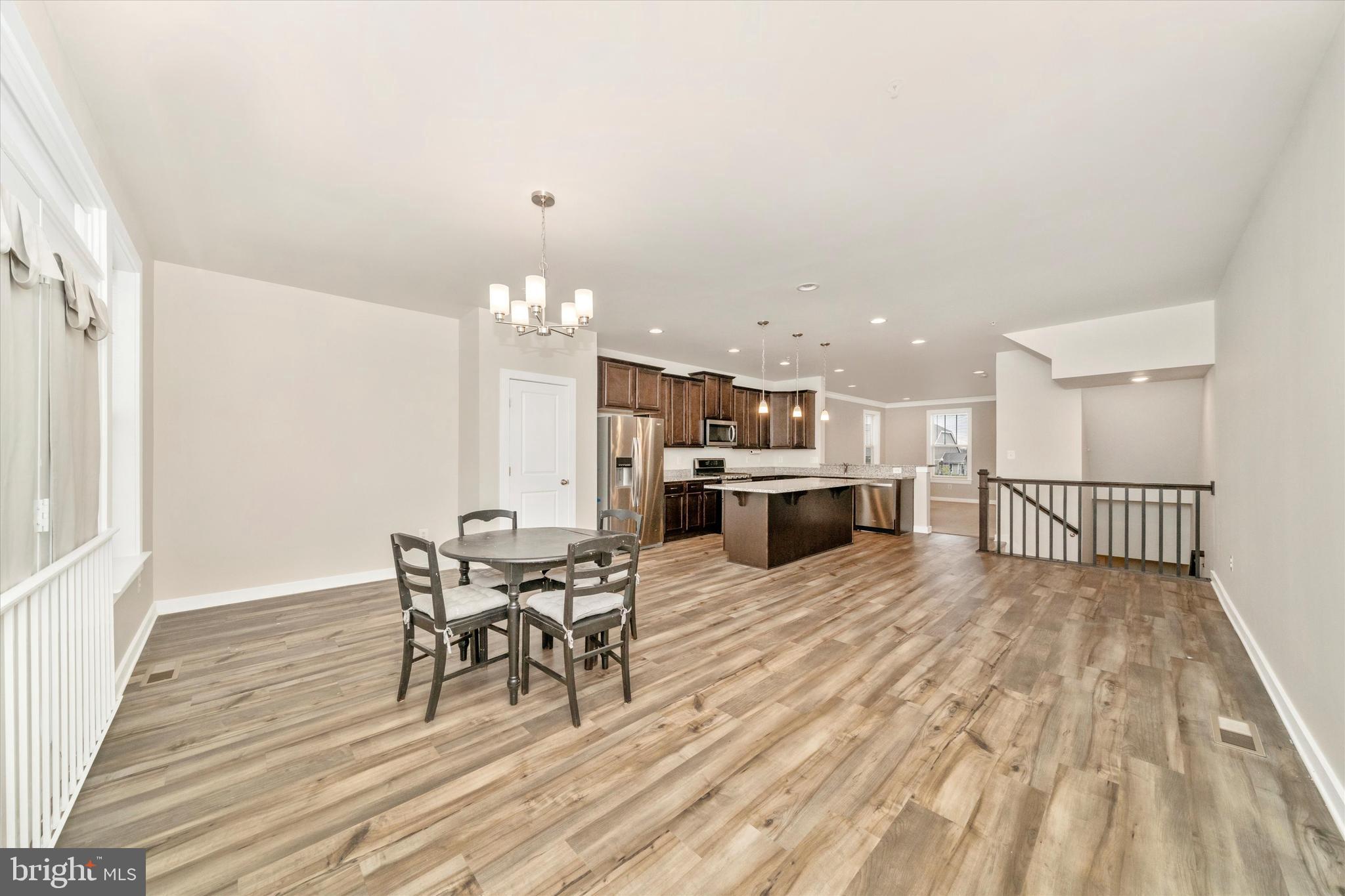 VILLAGES OF URBANA - Residential Lease