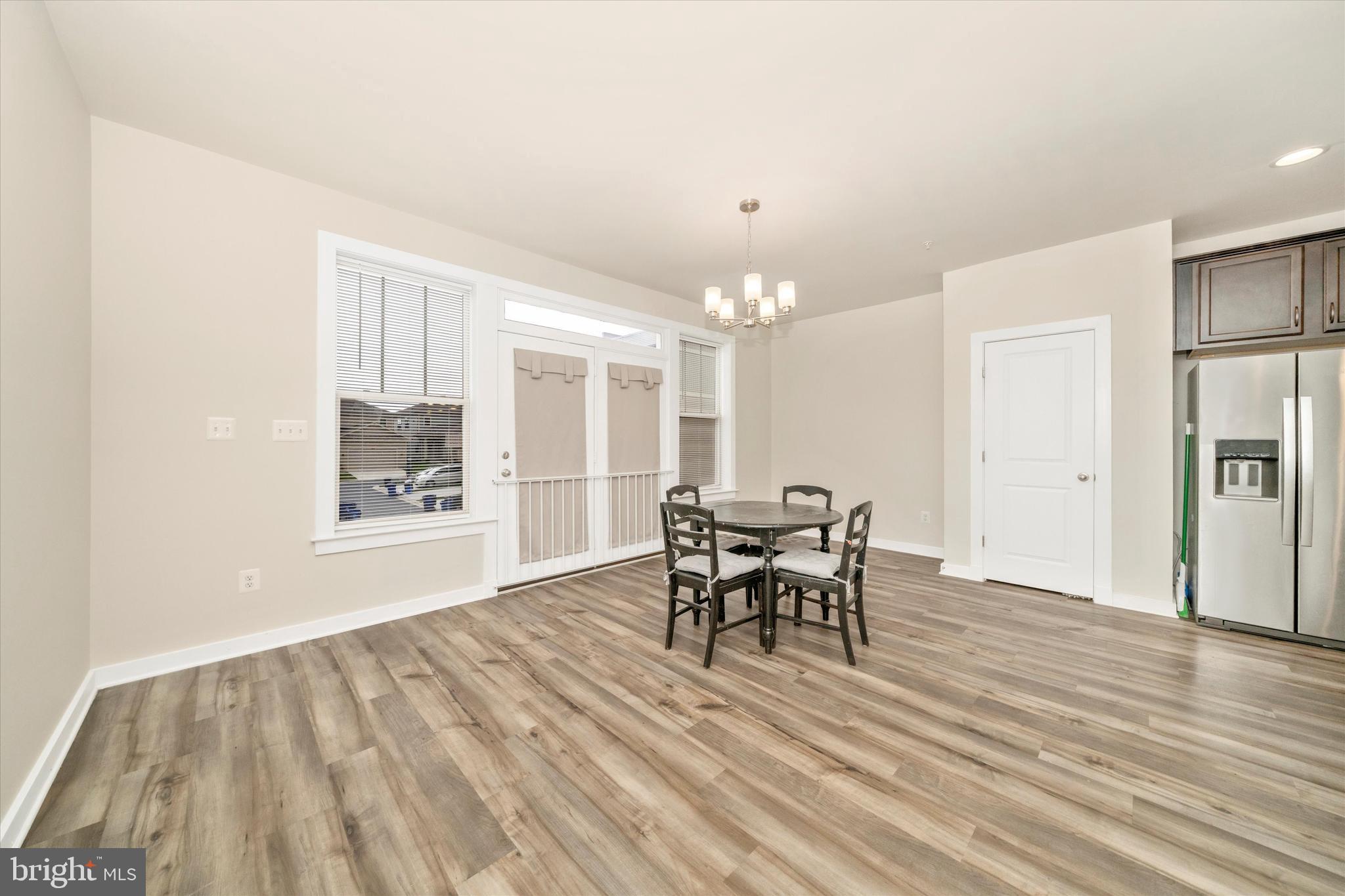 VILLAGES OF URBANA - Residential Lease