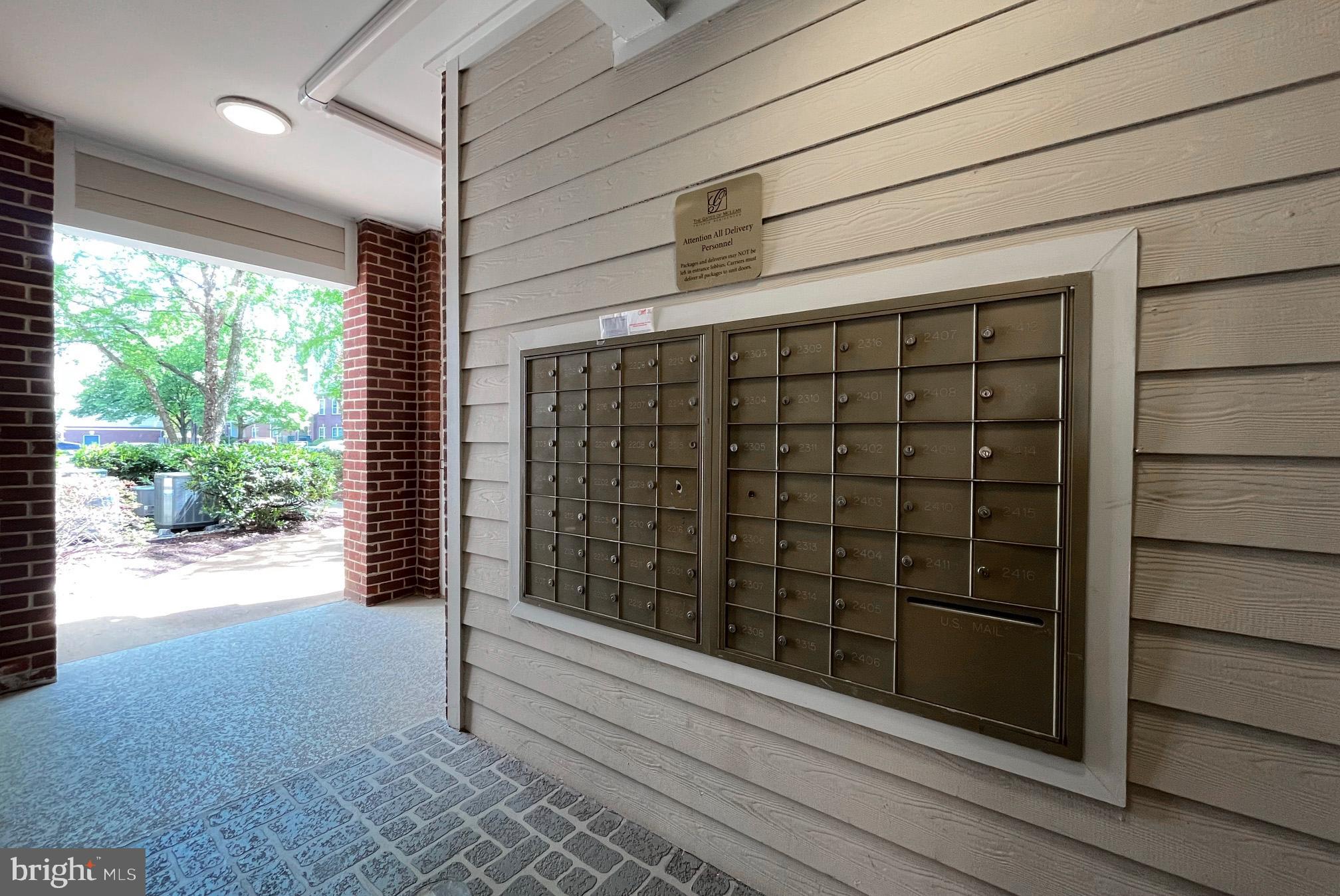 GATES OF MCLEAN - Residential