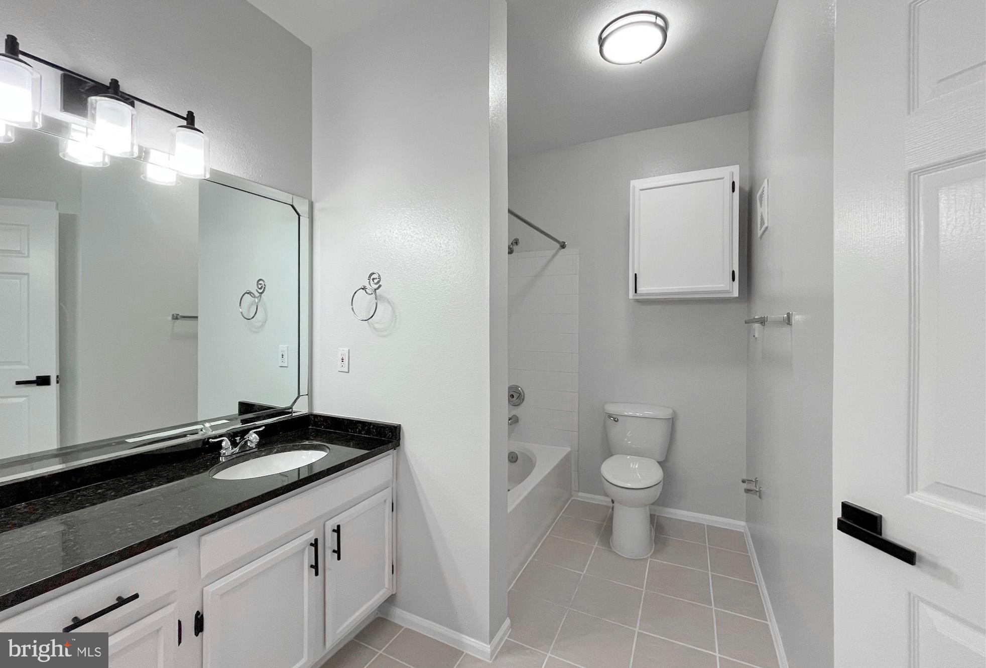 GATES OF MCLEAN - Residential