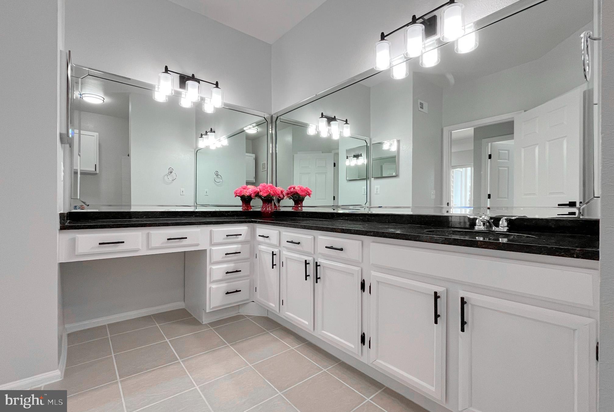 GATES OF MCLEAN - Residential