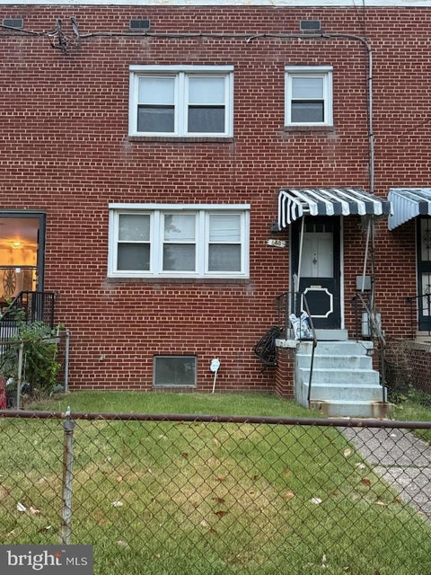 Photo of 648 Oglethorpe Street NE, WASHINGTON, DC 20011 (MLS # DCDC2253522)