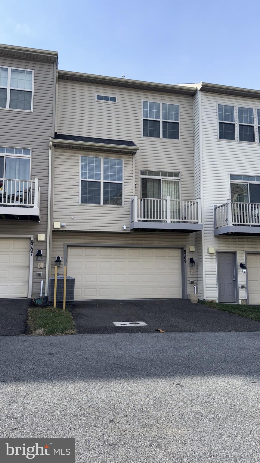 9709 SMITHVIEW PLACE