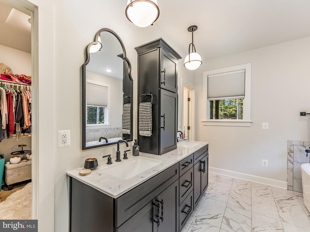 GEORGETOWN ESTATES - Residential