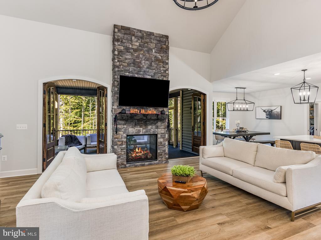 GEORGETOWN ESTATES - Residential