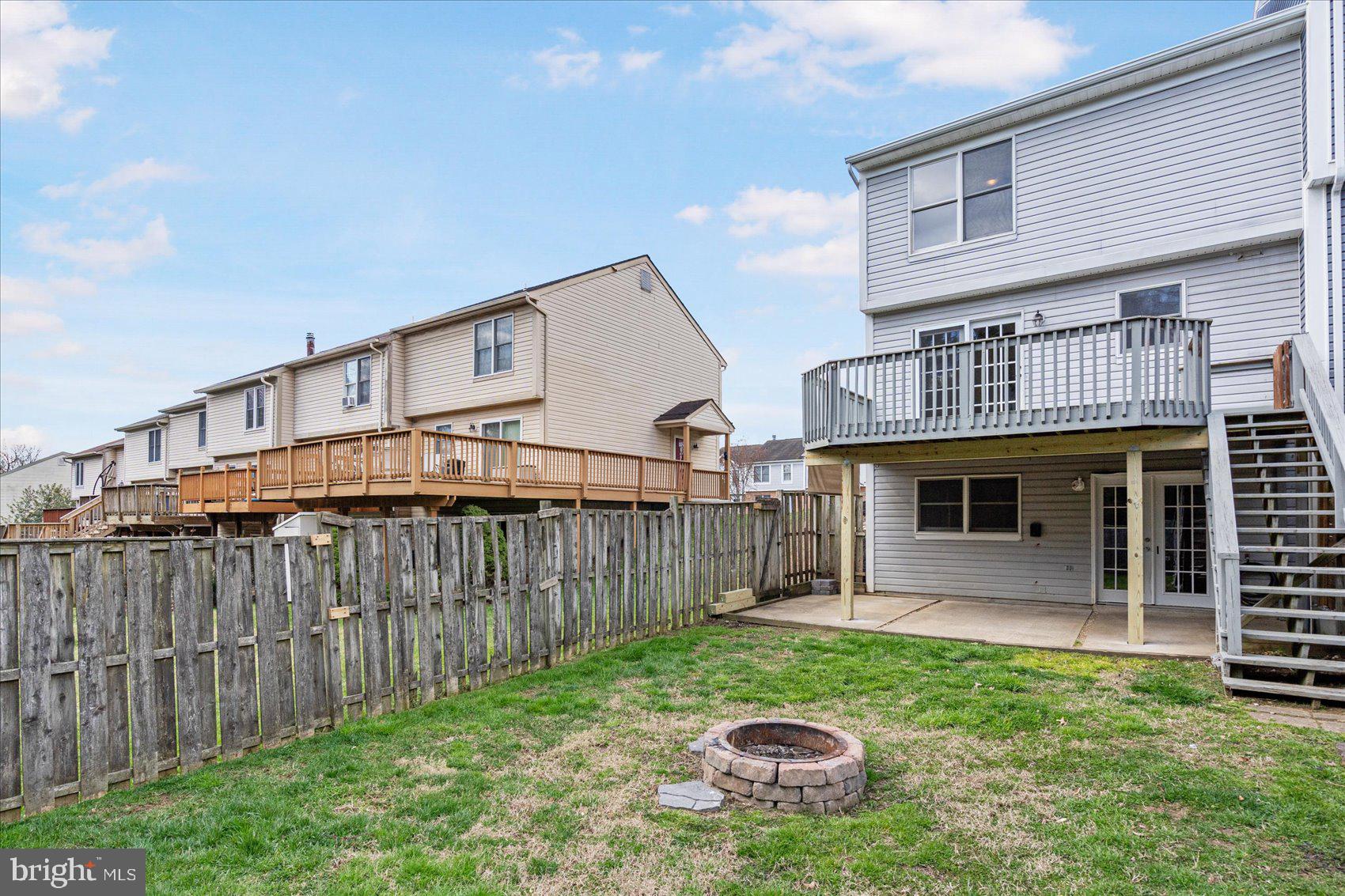 CONSTANT FRIENDSHIP - Residential