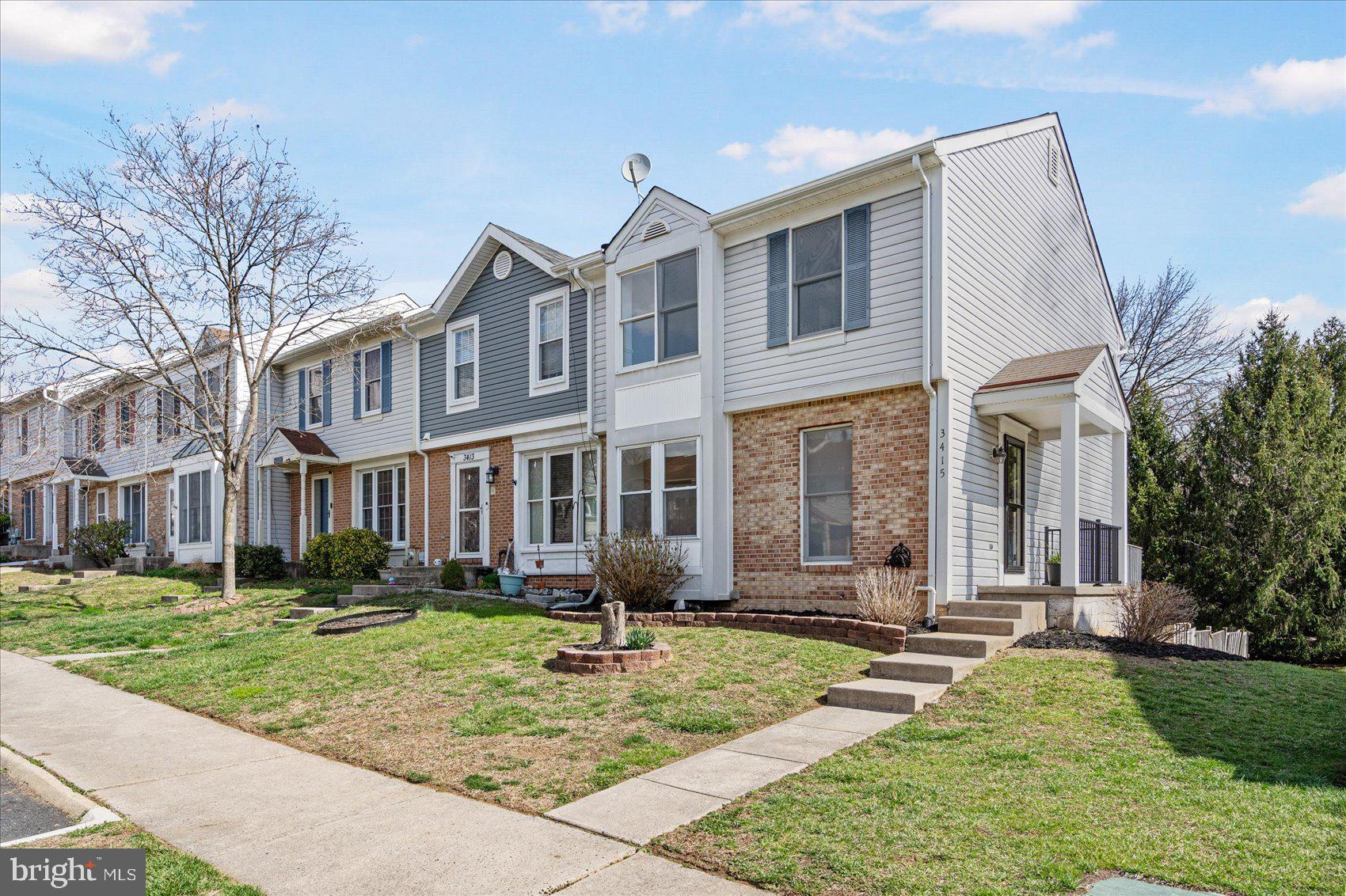 CONSTANT FRIENDSHIP - Residential