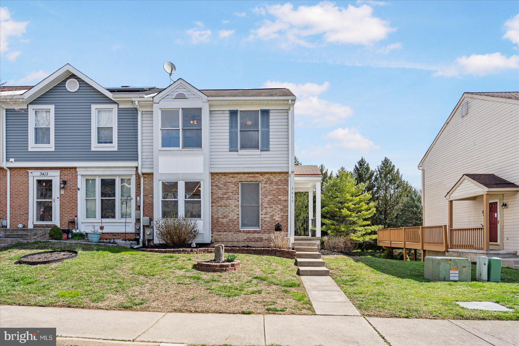 CONSTANT FRIENDSHIP - Residential