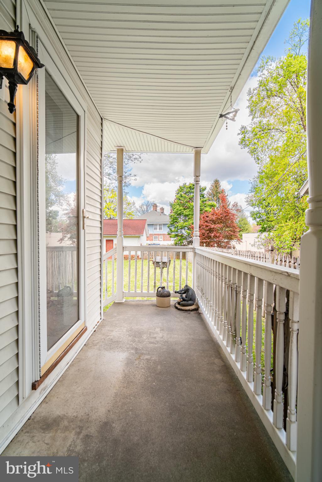 155 E SPRINGETTSBURY AVENUE