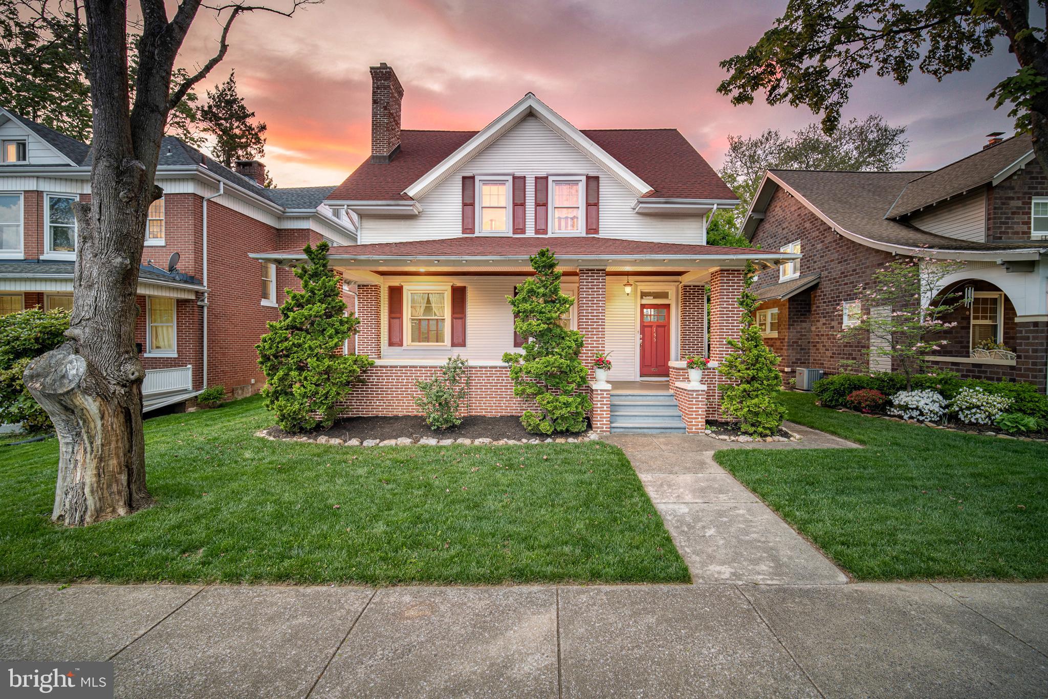 155 E SPRINGETTSBURY AVENUE