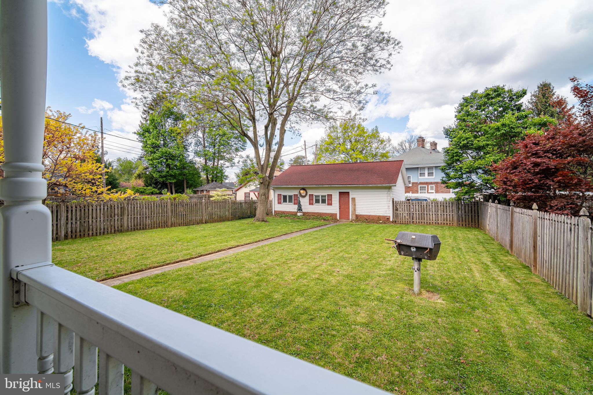 155 E SPRINGETTSBURY AVENUE