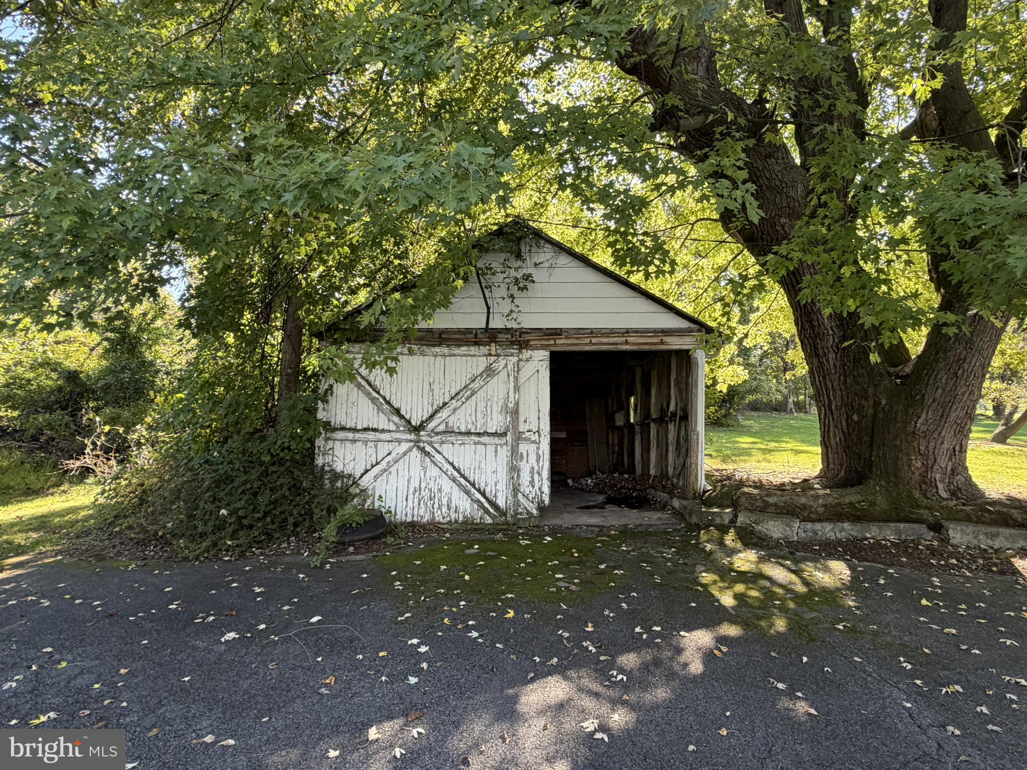 13740 LOWER EDGEMONT ROAD