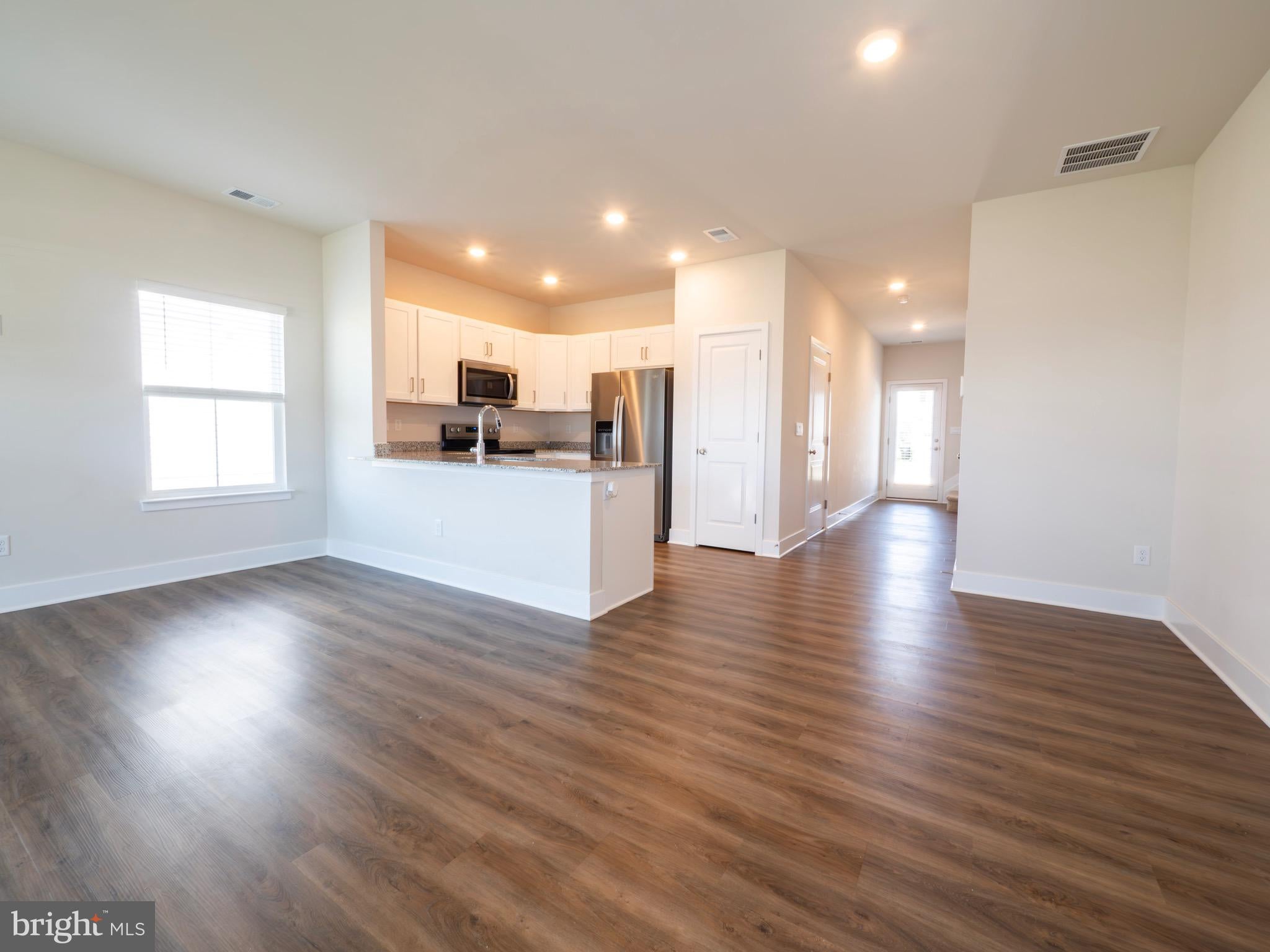 109 NOOTKA WAY