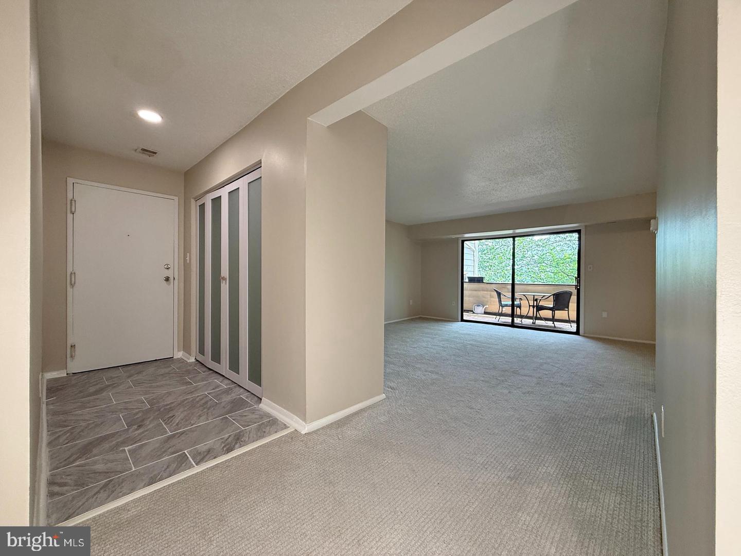 7 WINDBLOWN COURT 202