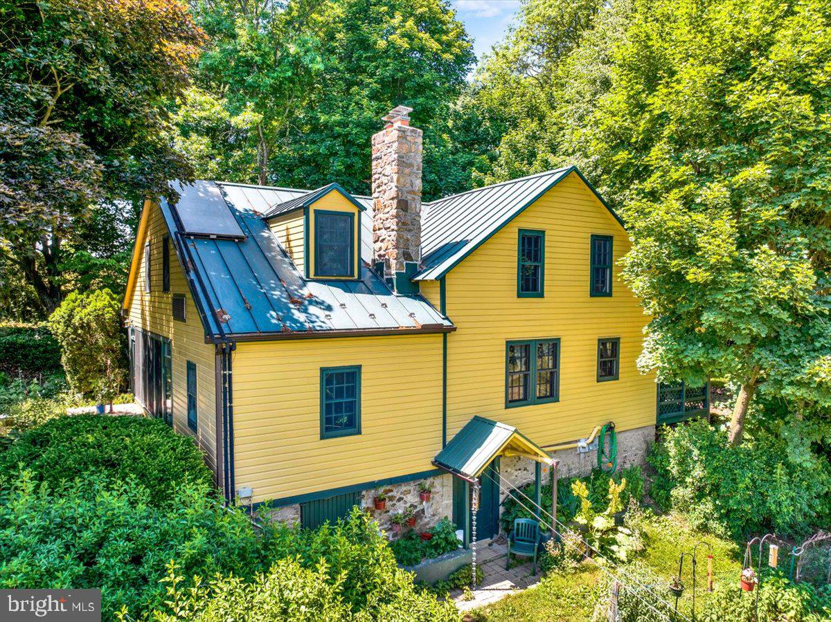 1095 TEXTER MOUNTAIN ROAD