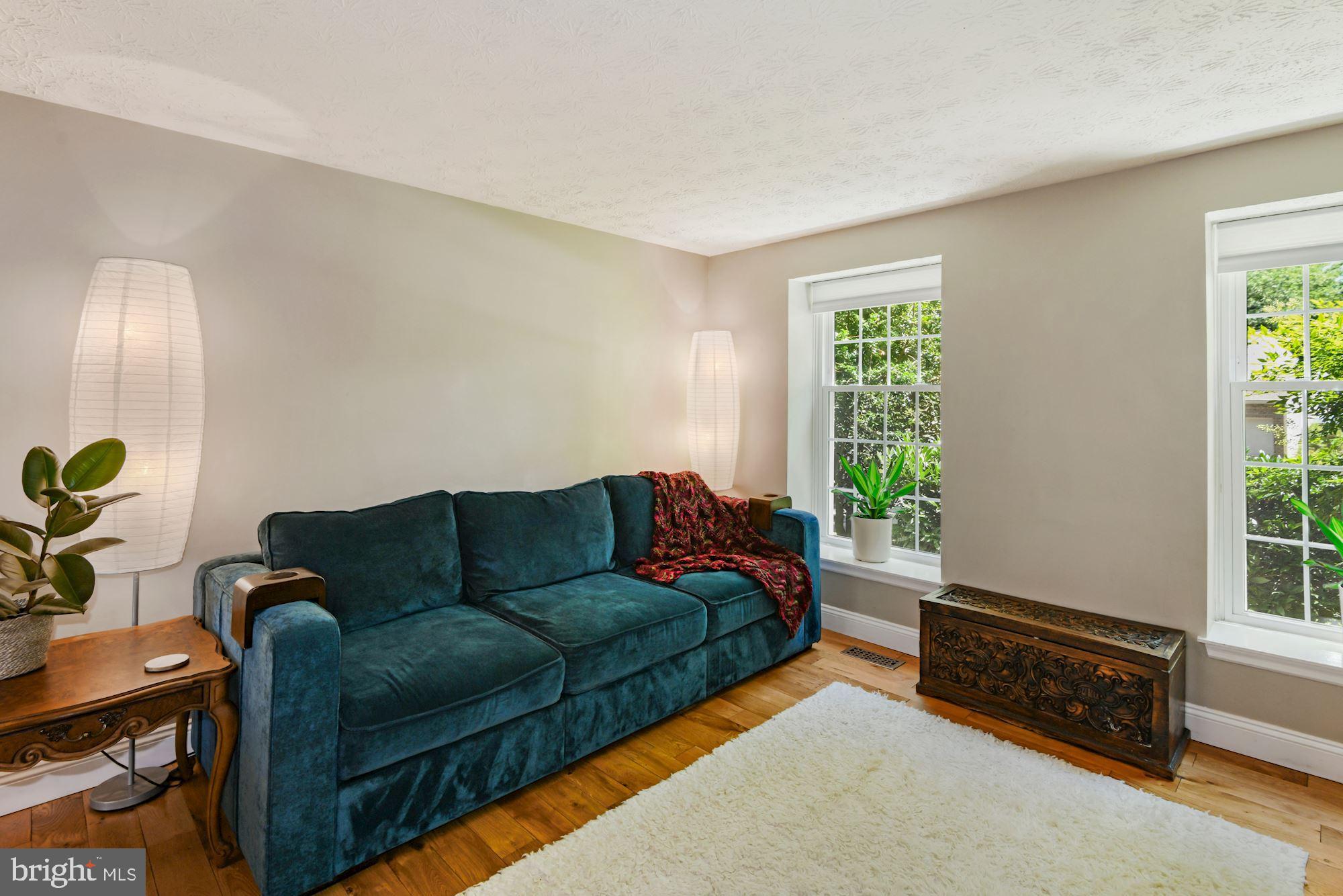 KINGS CONTRIVANCE - Residential