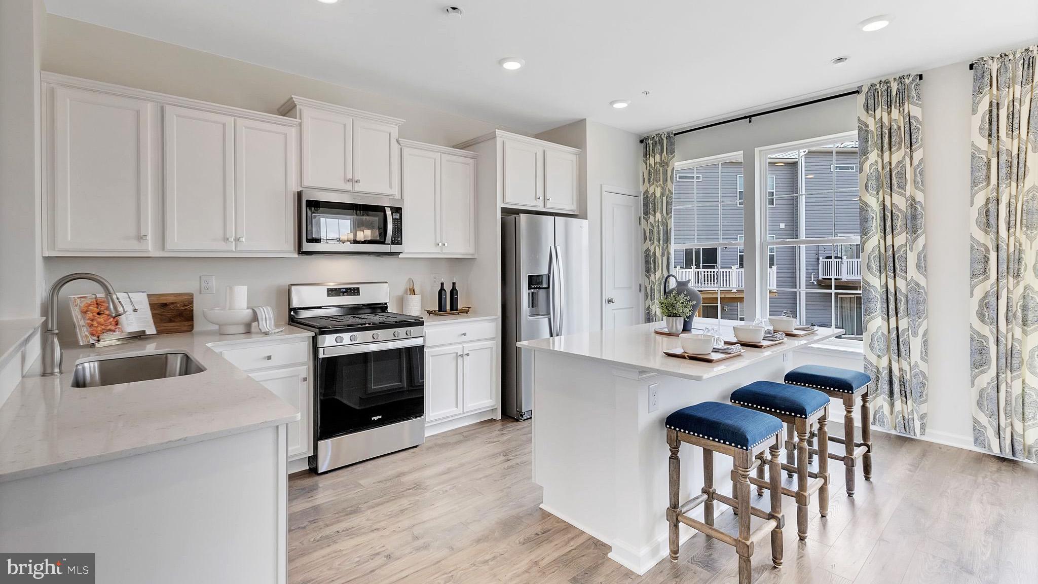 1127 MEADOWLARK DRIVE