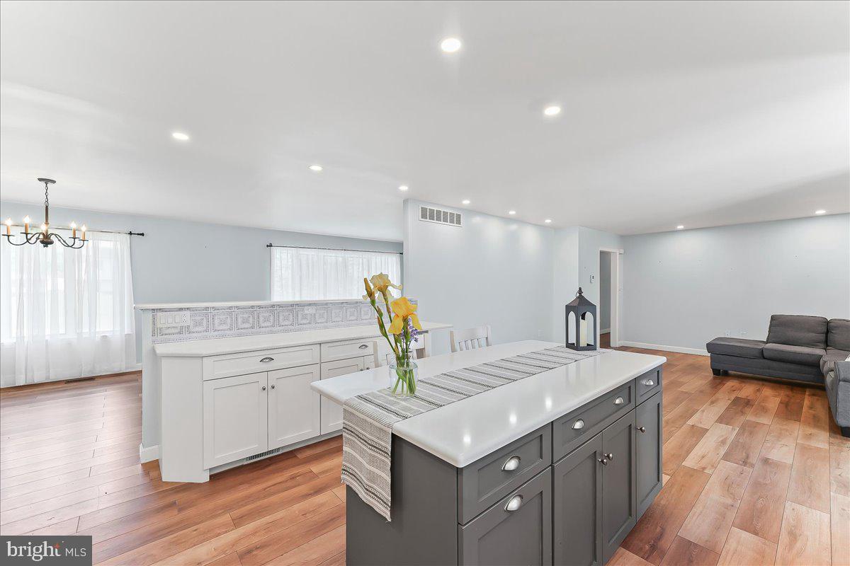 NEW LONDON TWP - Residential