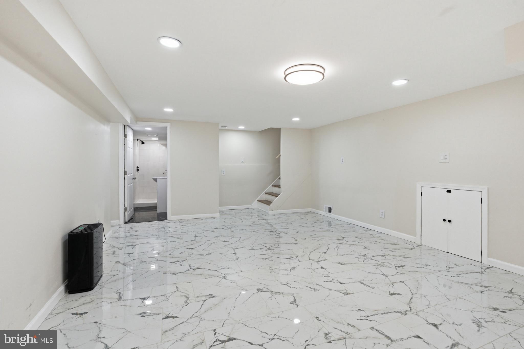 WESTGATE HILLS - Residential