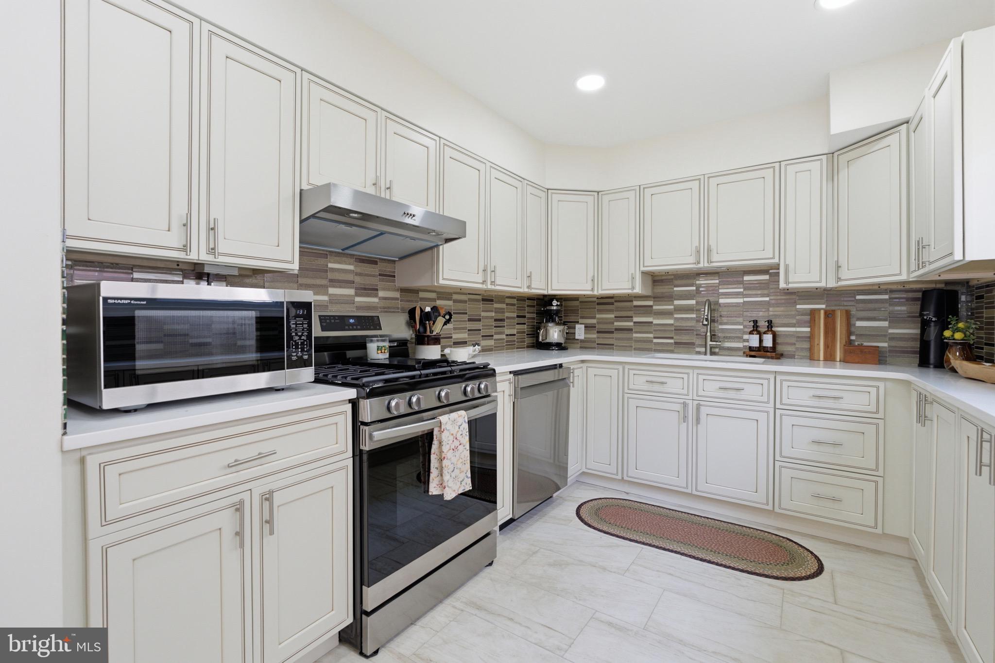WESTGATE HILLS - Residential