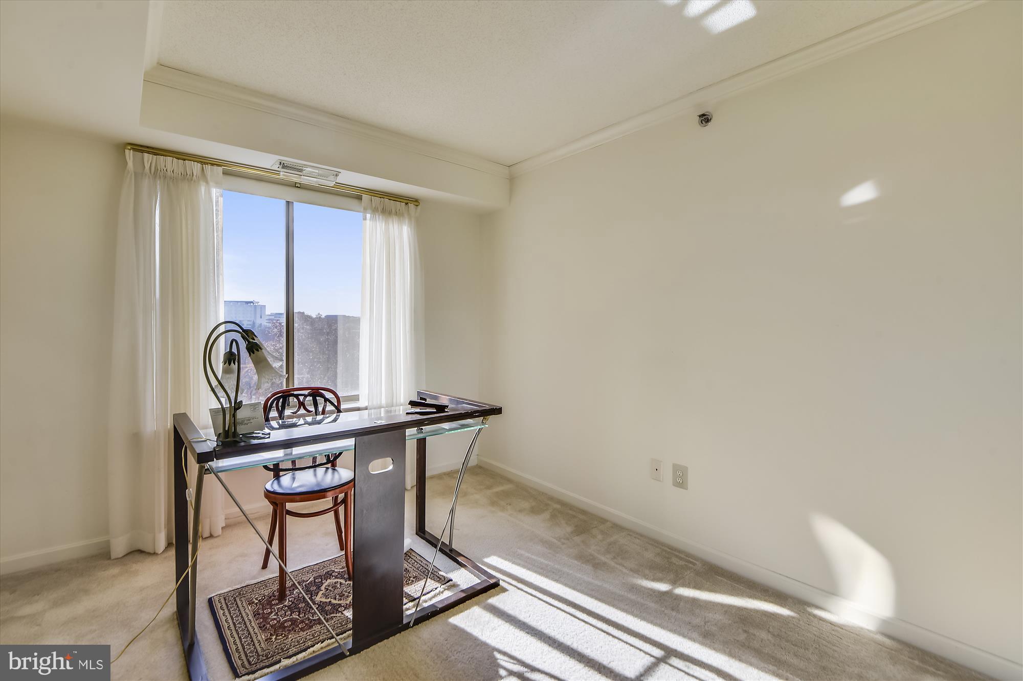 LANSDOWNE WOODS - Residential